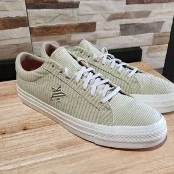 New Converse One Star OX Mellow Mild | 11.5 - Picture 1 of 10